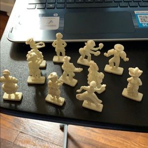 Van Brode dancer of the world